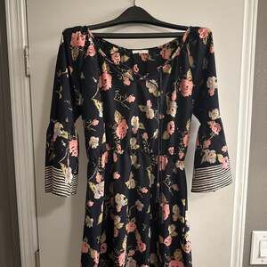 Le Lis Womens Eldon Dress Medium Dark Blue Pink Floral Stripes Bell Sleeves